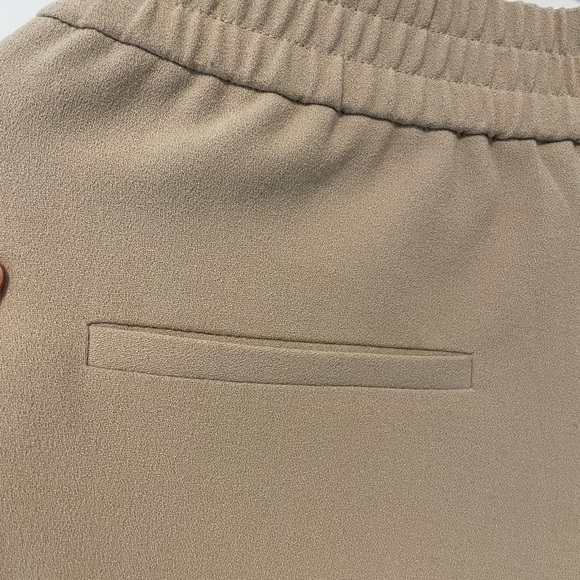 Loose comfortable trouser - Picture 6 of 7